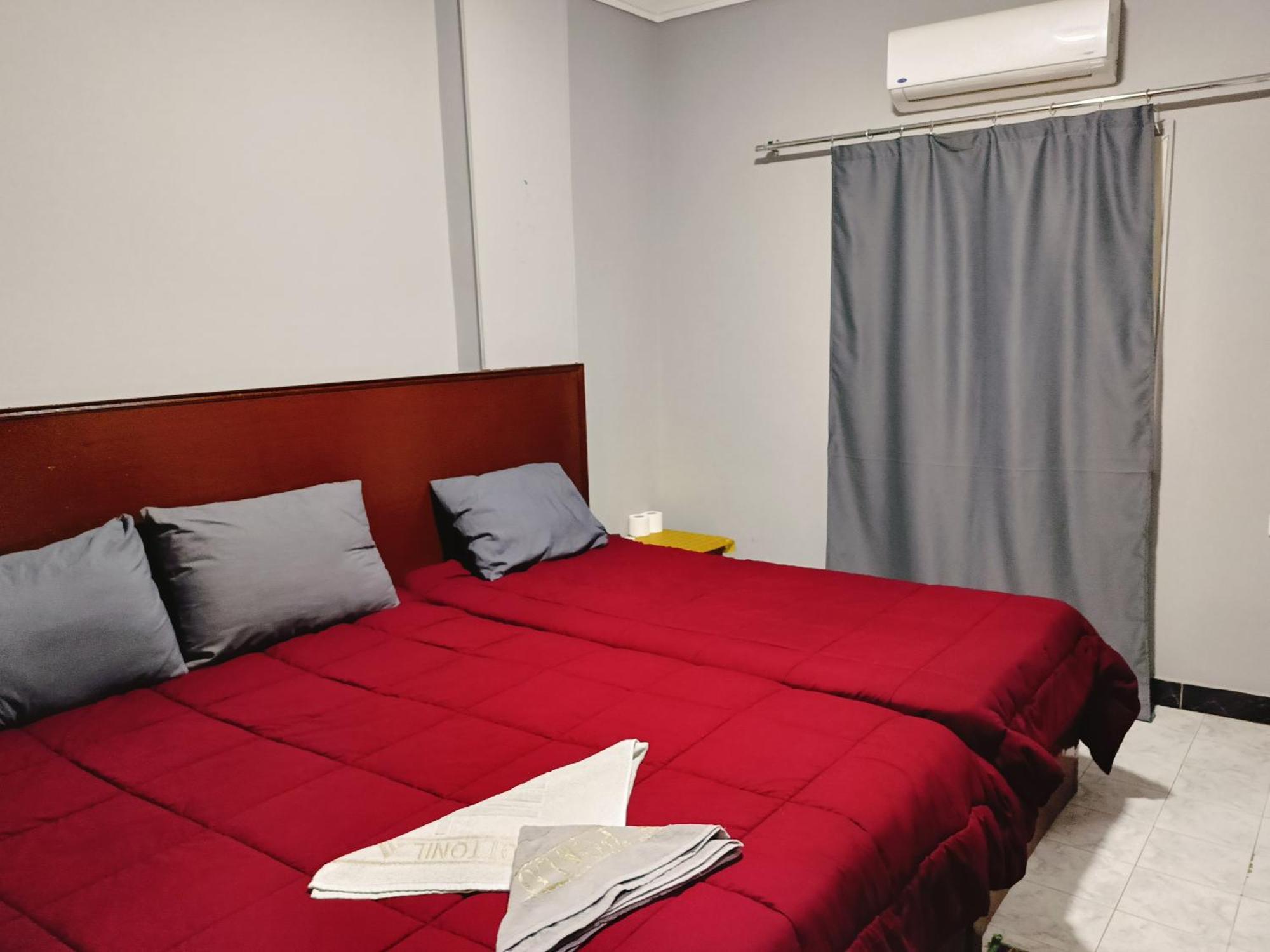 Magic Golden Pyramids View Hotel Kafret el-Gabal Exterior photo