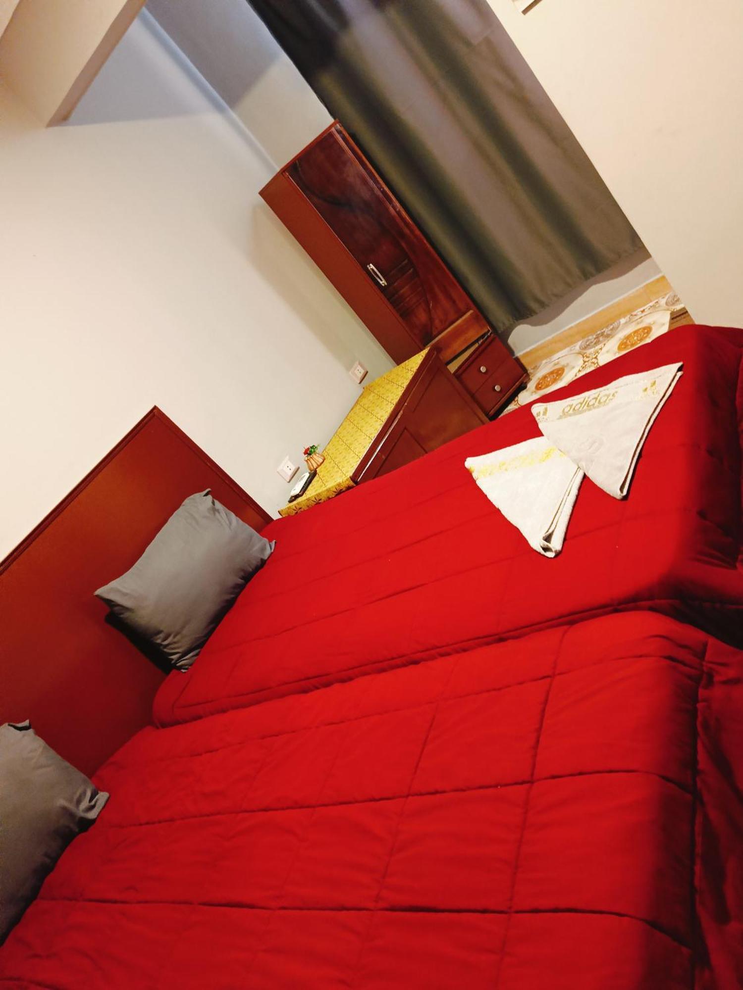 Magic Golden Pyramids View Hotel Kafret el-Gabal Exterior photo