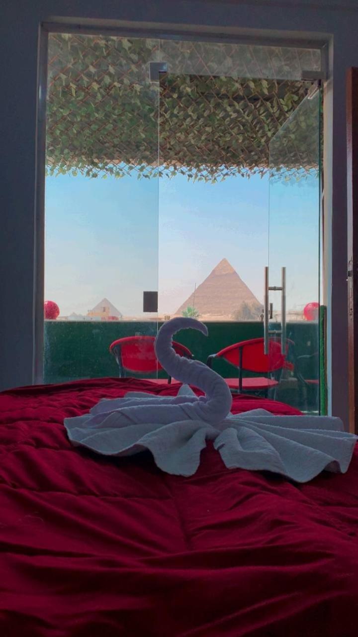 Magic Golden Pyramids View Hotel Kafret el-Gabal Exterior photo